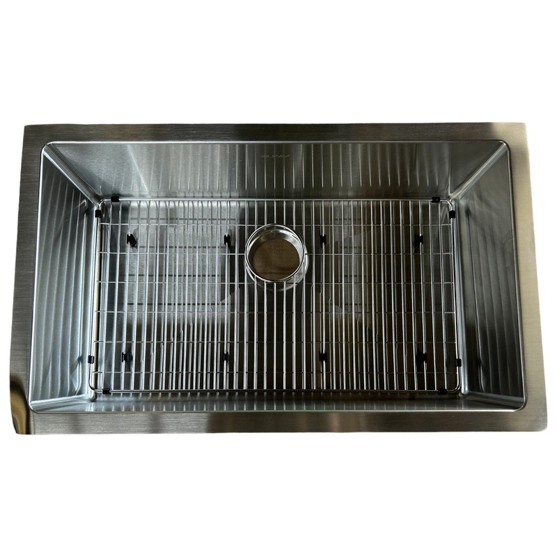 Elkay, EFRU2816TC, Crosstown, 16 Gauge, Stainless Steel, 30-1/2 x 18-1/2 x 8, Single Bowl, Undermount Sink Kit – Cosmetic Damages