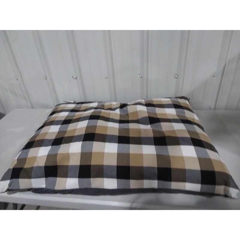 PetSmart, Top Paw, Pillow Dog Bed, Tan Checkered, 30 L x 38 W