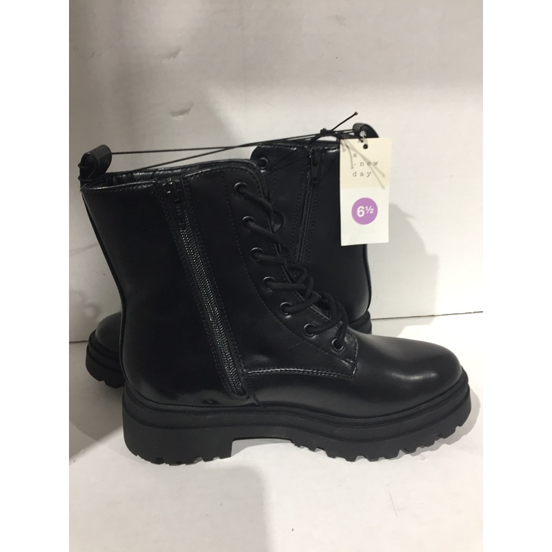 Women’s Bridget Combat Boots. Size 6.5 STORE PICKUP ONLY