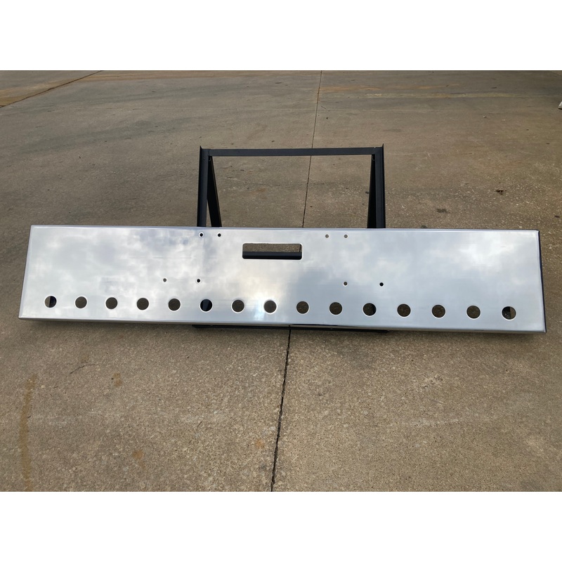 Freightliner Classic -2001 premium 8 gauge chrome 18 boxed end bumper w/standard mounting holes & single tow hole, 15 round 2 light holes