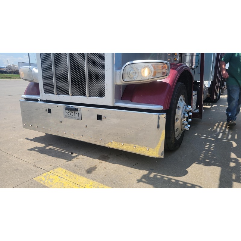 Peterbilt 389 premium 8 gauge chrome 18 rolled end bumper w/15 bullseye light holes