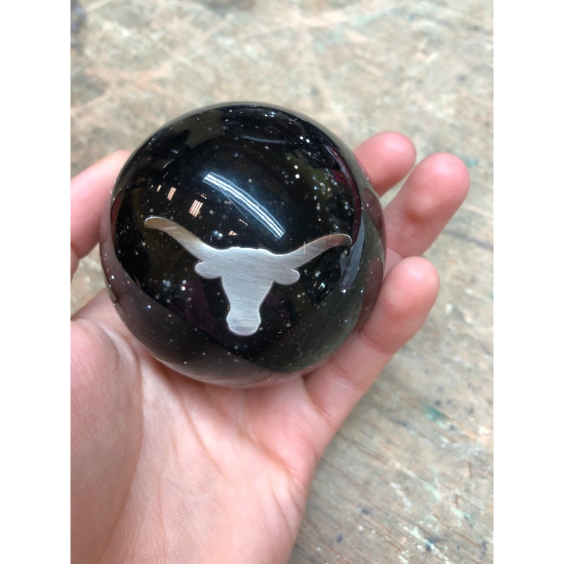 Longhorn embedded 2.25 diameter round gear shift knob