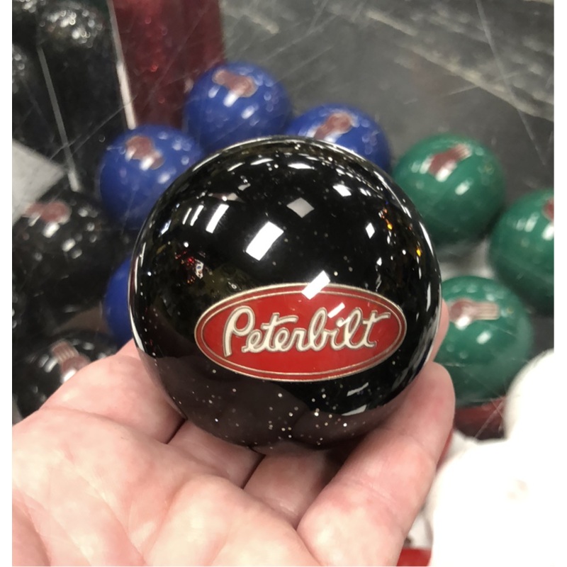 Peterbilt logo 2.25 diameter round gear shift knob
