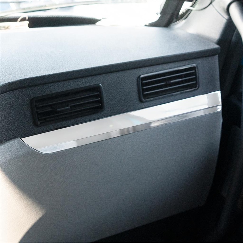 Freightliner Cascadia 2018-2021 chrome plastic passenger’s side dash trim