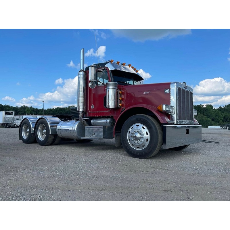 Peterbilt 379 chrome 18 boxed end bumper with standard tow & mounting holes