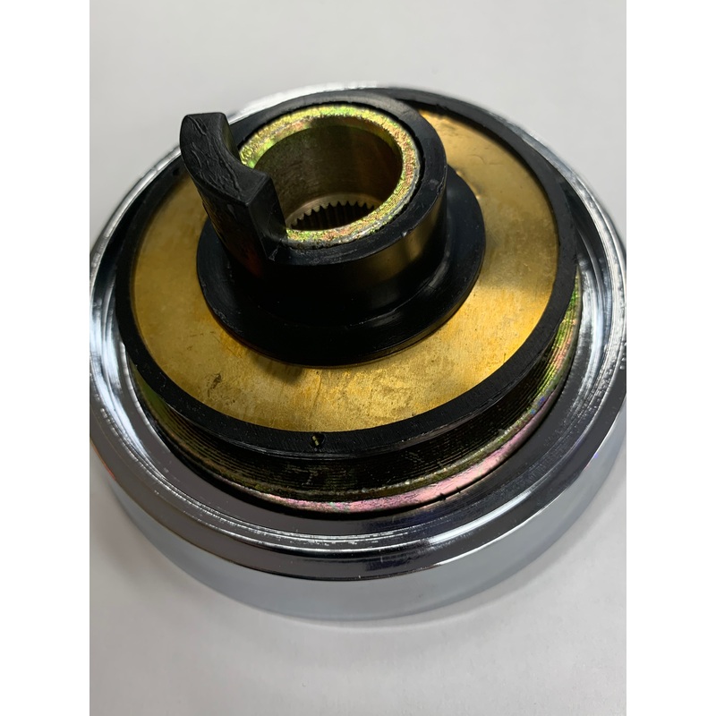Peterbilt steering wheel hub assembly – 3 hole style – Peterbilt 1998+, Chrome