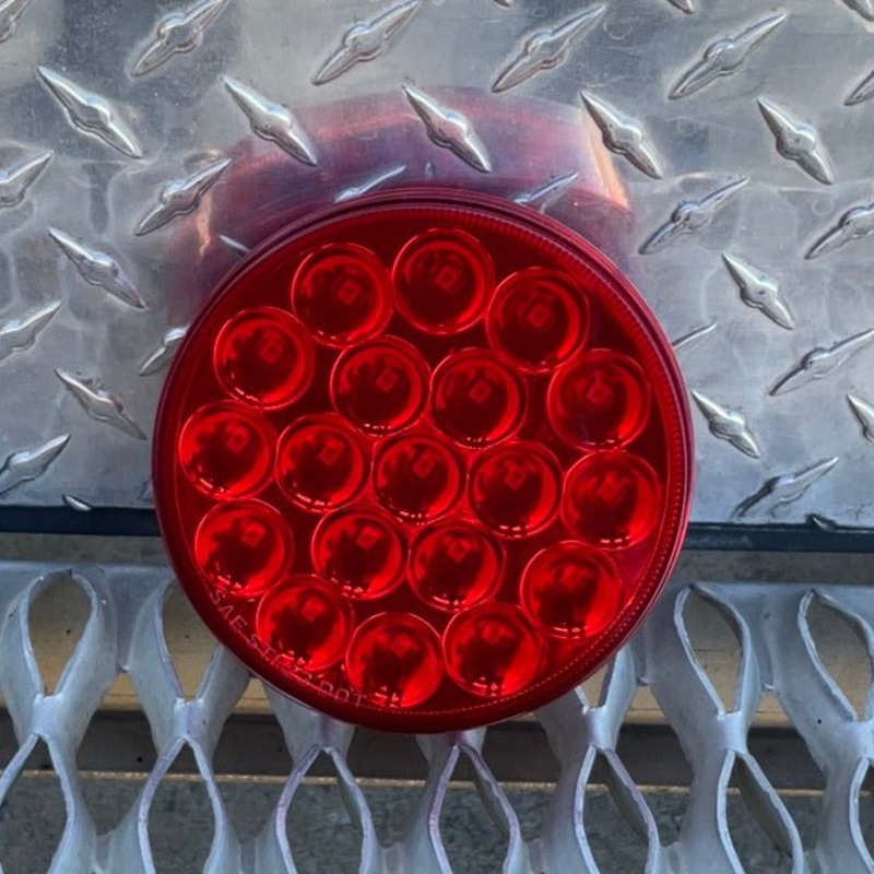 Red 4 round 19 diode LED stop/turn/tail light