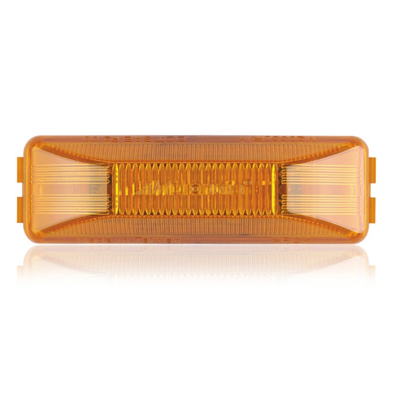 Maxxima amber 1 x 4 rectangular 12 diode LED marker light