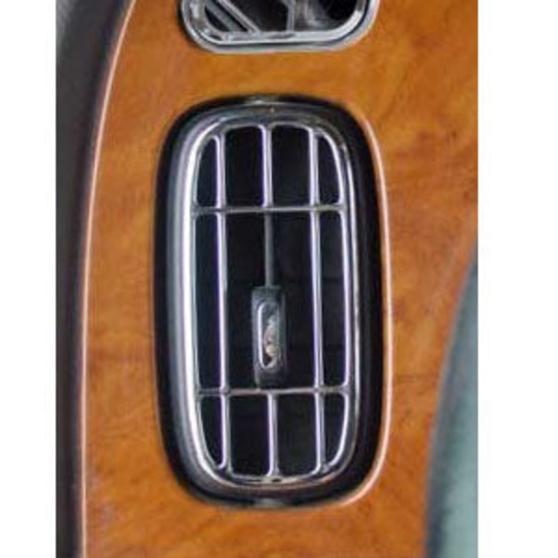 Peterbilt 386/389 chrome plastic air conditioner/heater vent trims – 4/PACK