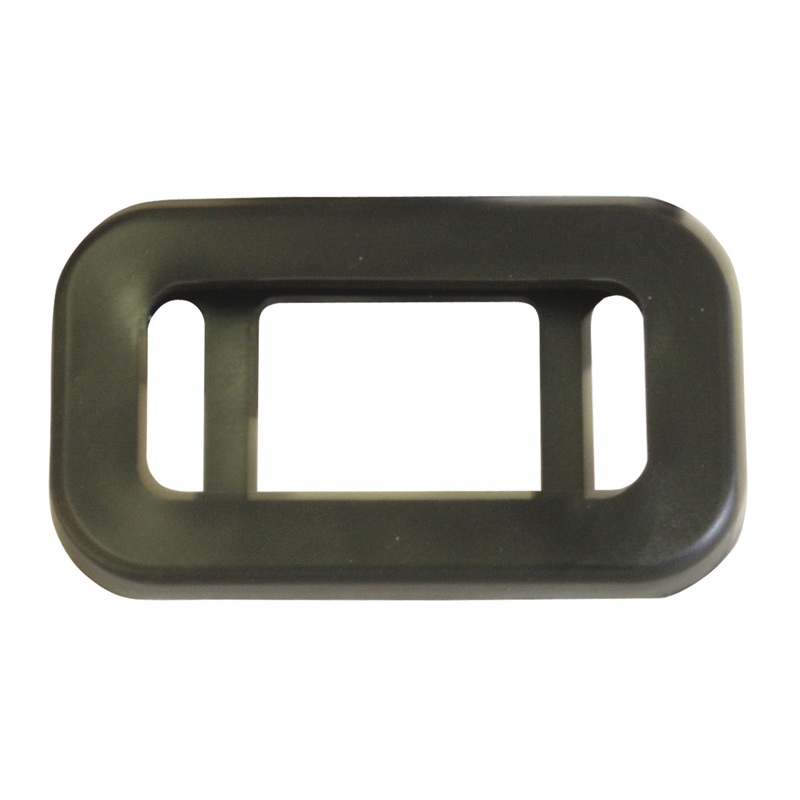 Flush mount grommet for rectangular 1 x 2.5 light