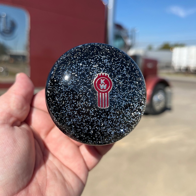 Kenworth embedded logo tractor / trailer air brake knob with 5/8 x 11 insert – SINGLE