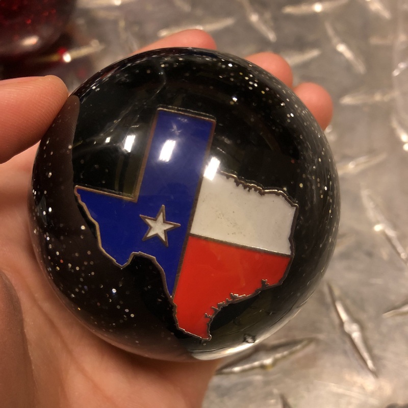Texas flag embedded logo 2.25 diameter round gear shift knob