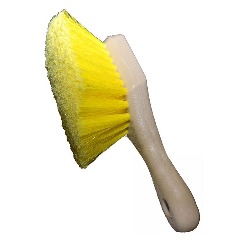 Fender scrub brush with 8 plastic handle