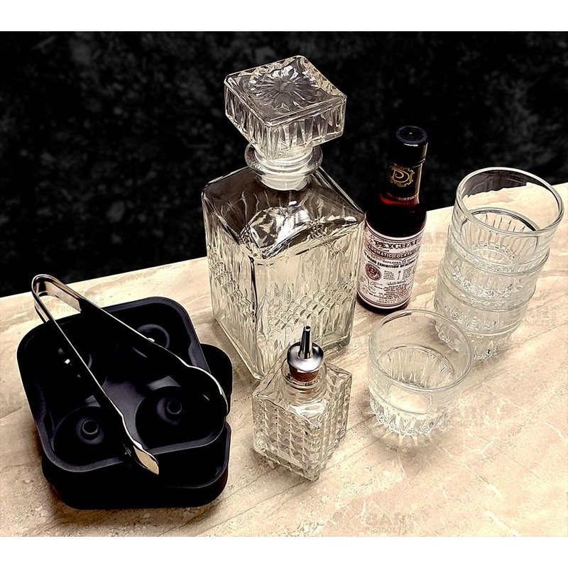 Whiskey Gift Set – 10 Piece