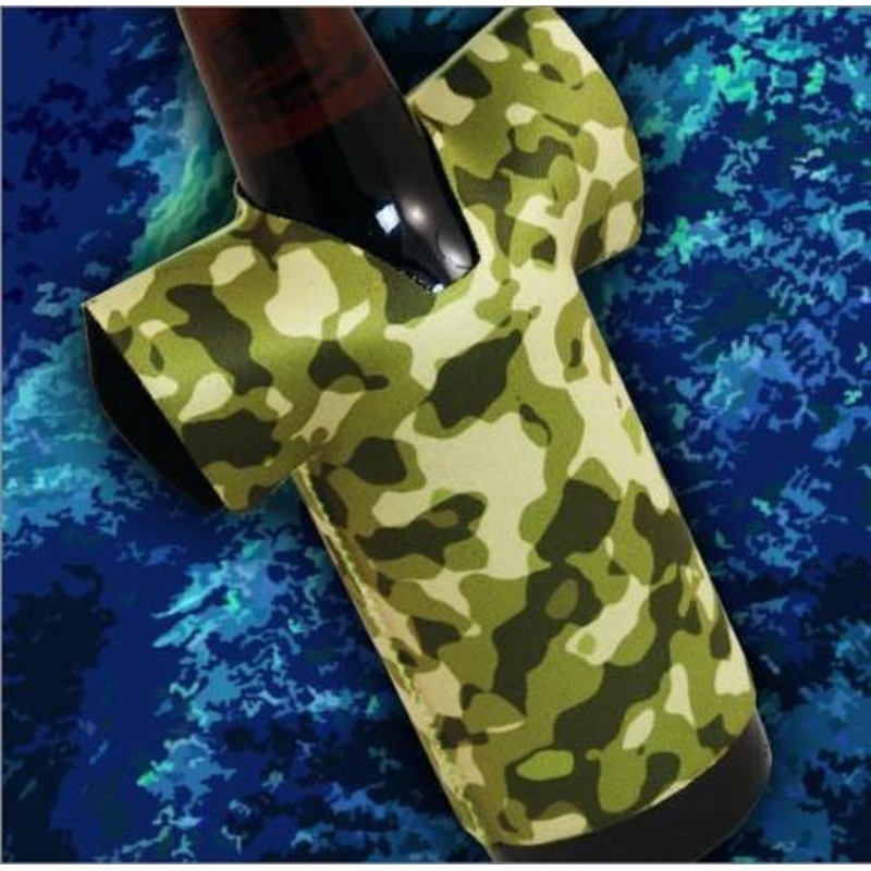 T-Shirt Style Bottle Cooler – Camo Forest